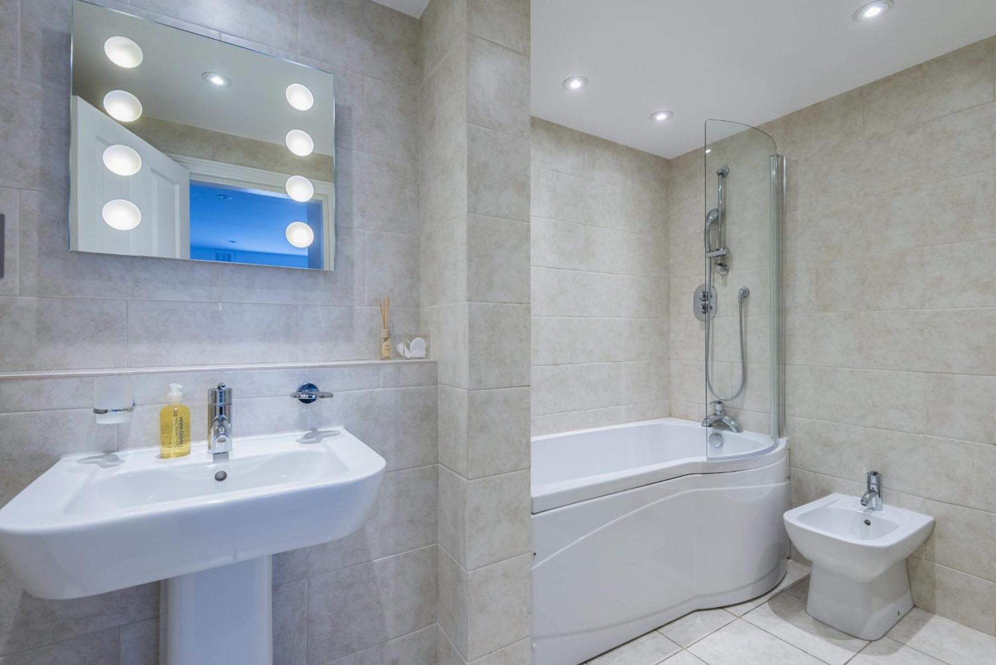Elegant Mayfair 5 Appartamento